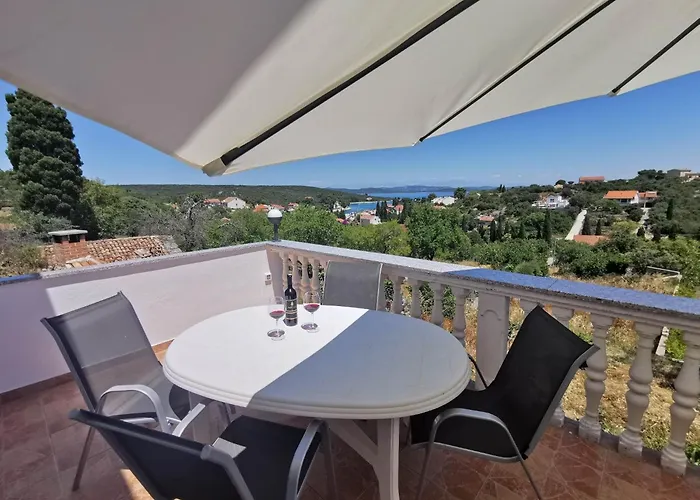 Apartment Apartments With Parking Space Zman, Dugi Otok - 449