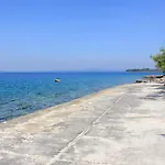 With Parking Space Zman, Dugi Otok - 449 Žman